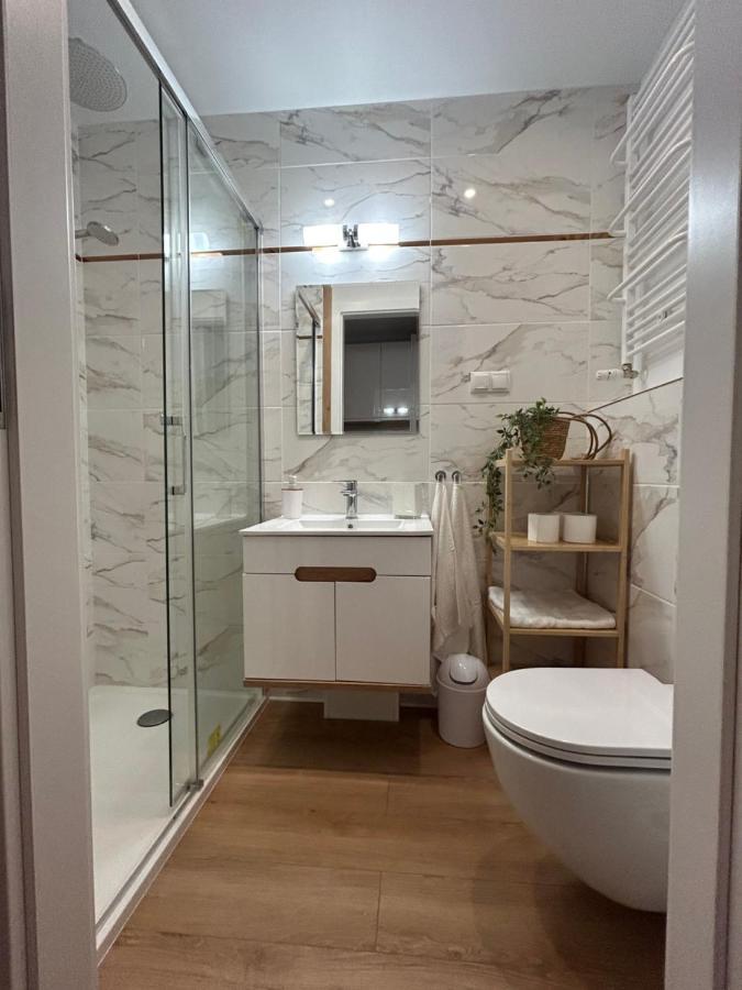 Pl. Wolnosci 6 * Poznań